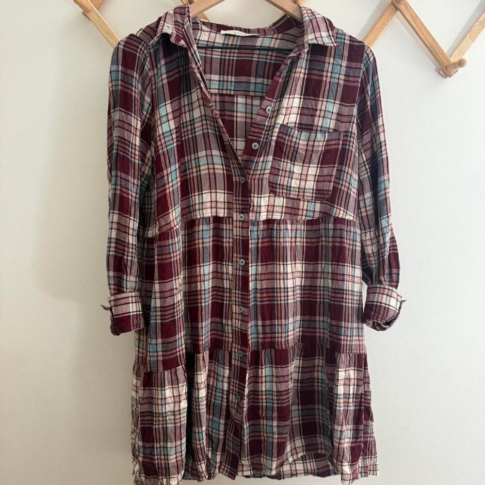 Loft petite plaid tiered shirt dress Med Burgundy & Neutral Plaid Button Front
